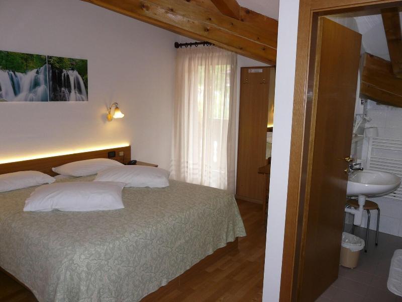 Hotel Denny Пинцоло Экстерьер фото
