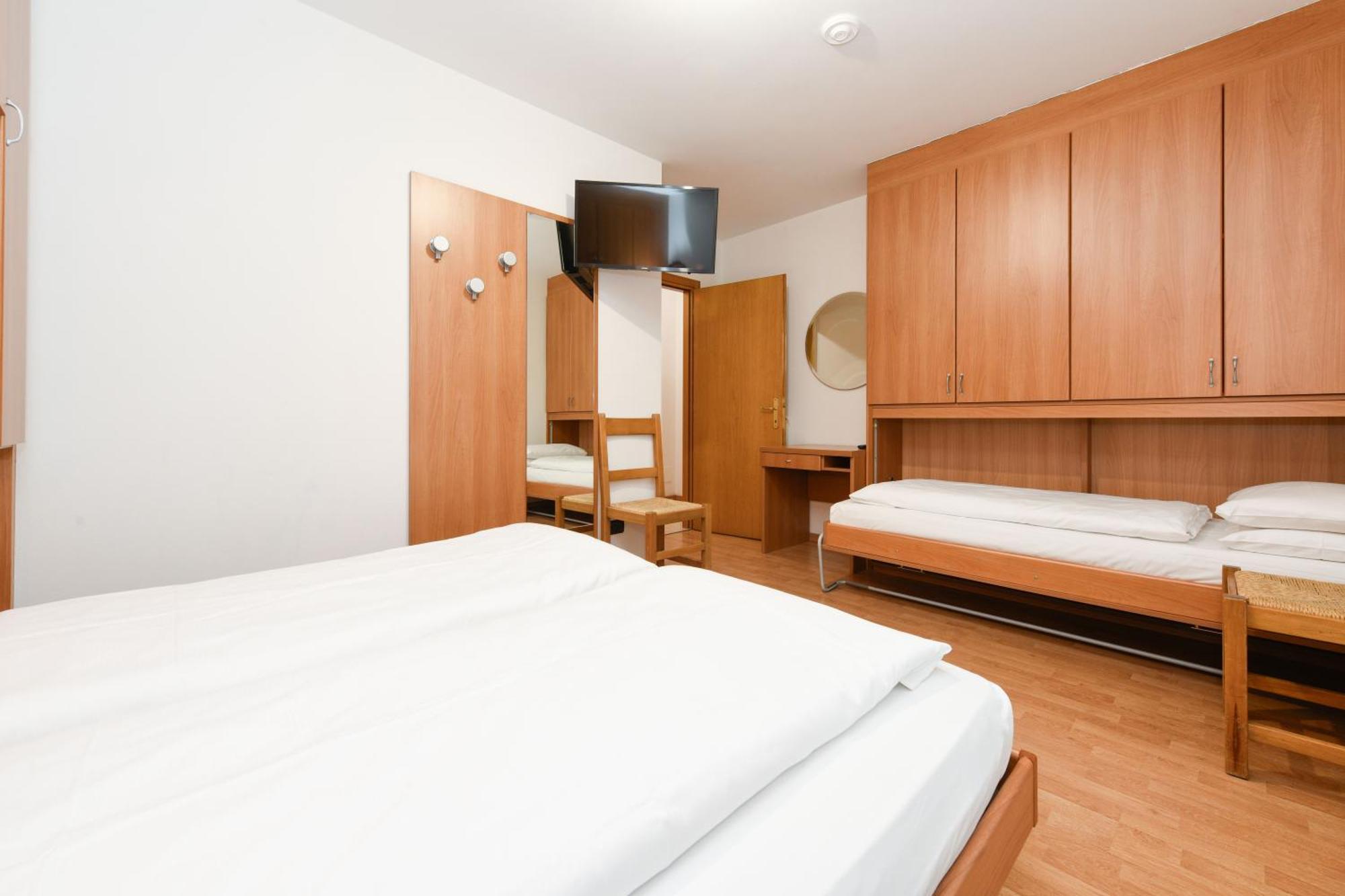 Hotel Denny Пинцоло Экстерьер фото
