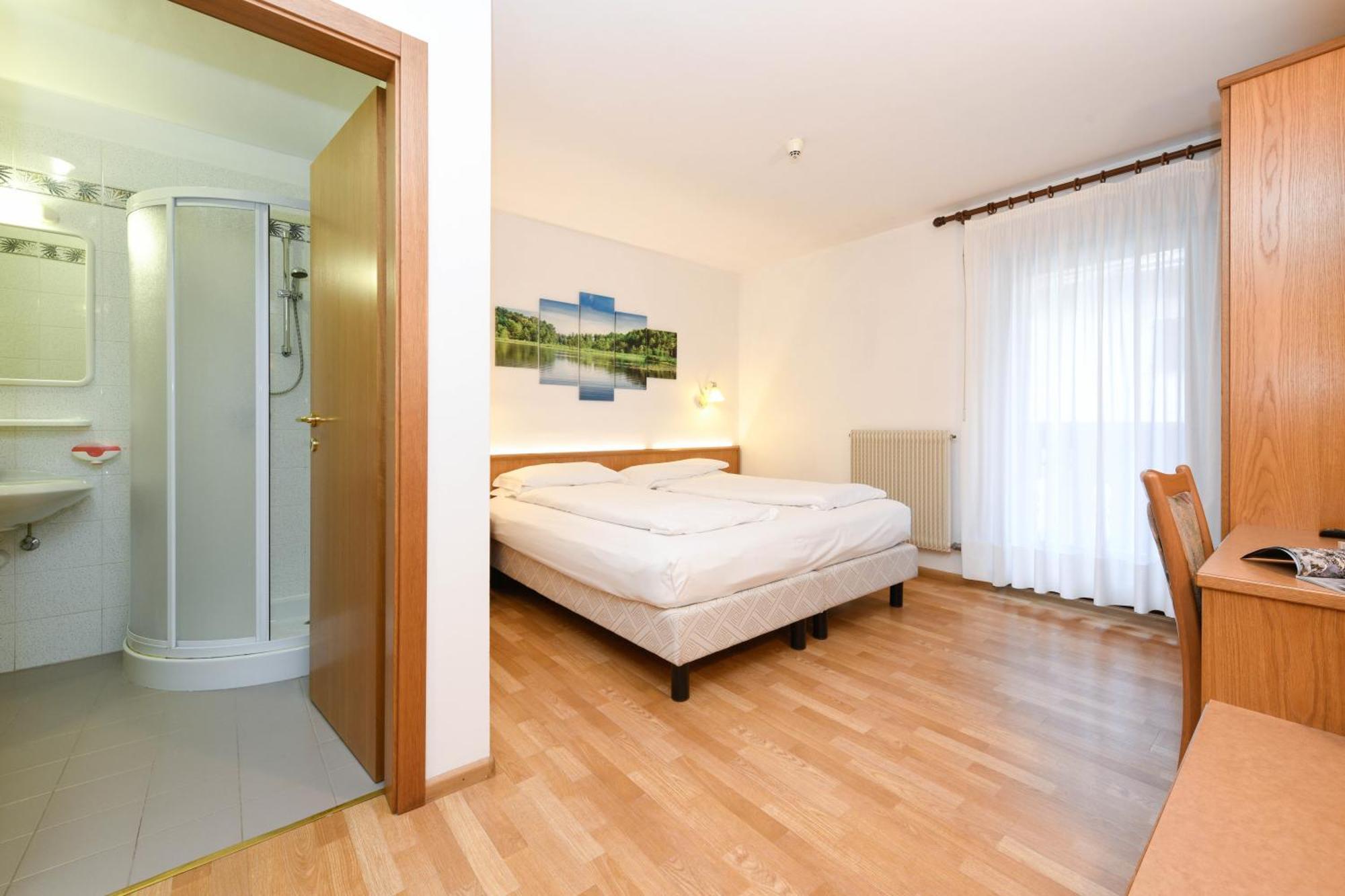 Hotel Denny Пинцоло Экстерьер фото