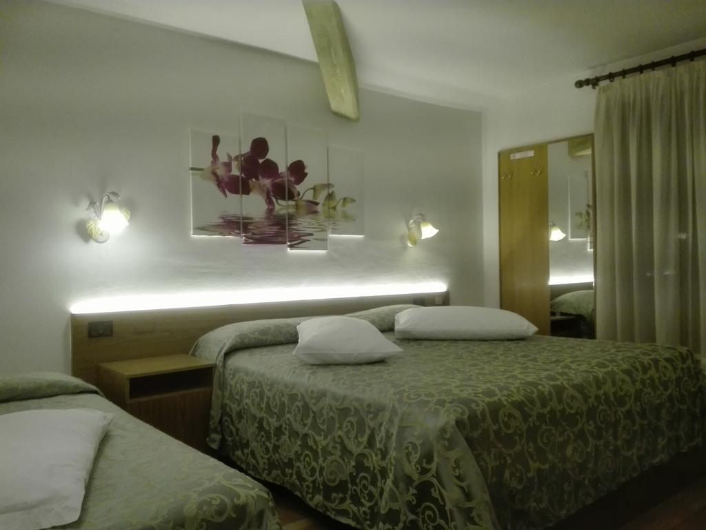 Hotel Denny Пинцоло Экстерьер фото